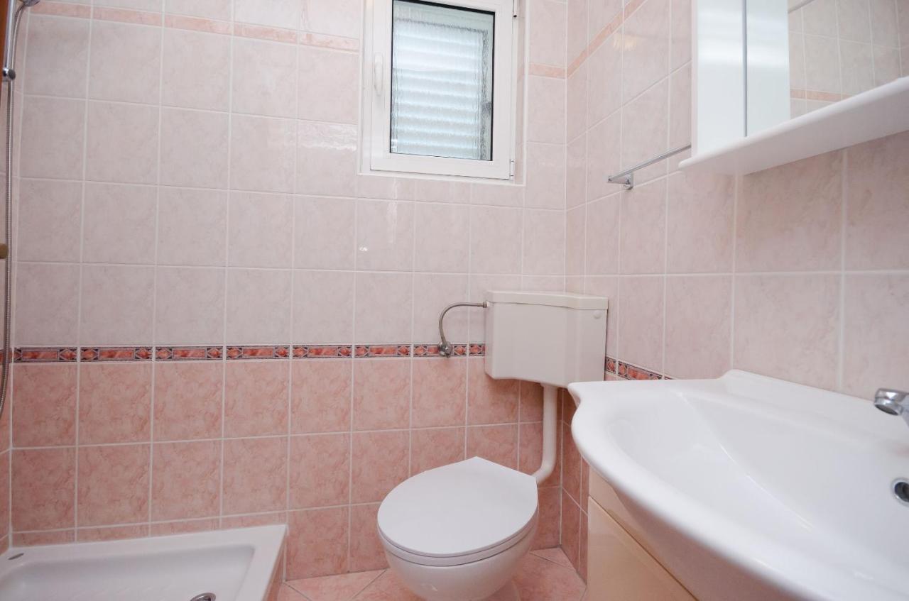 Apartments Marija & Lino 로파르 객실 사진
